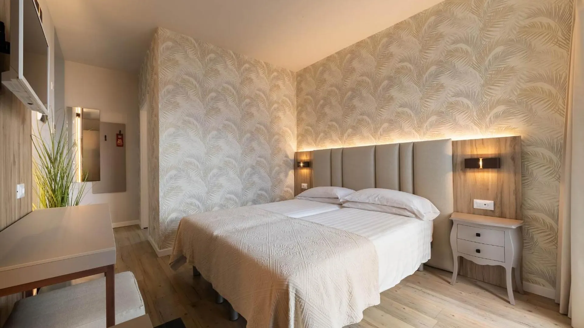 Hotel Riviera Panoramic Green Resort Limone sul Garda 3*,
