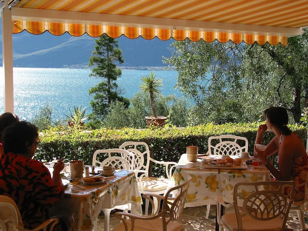 Hotel Riviera Panoramic Green Resort Limone sul Garda 3*,