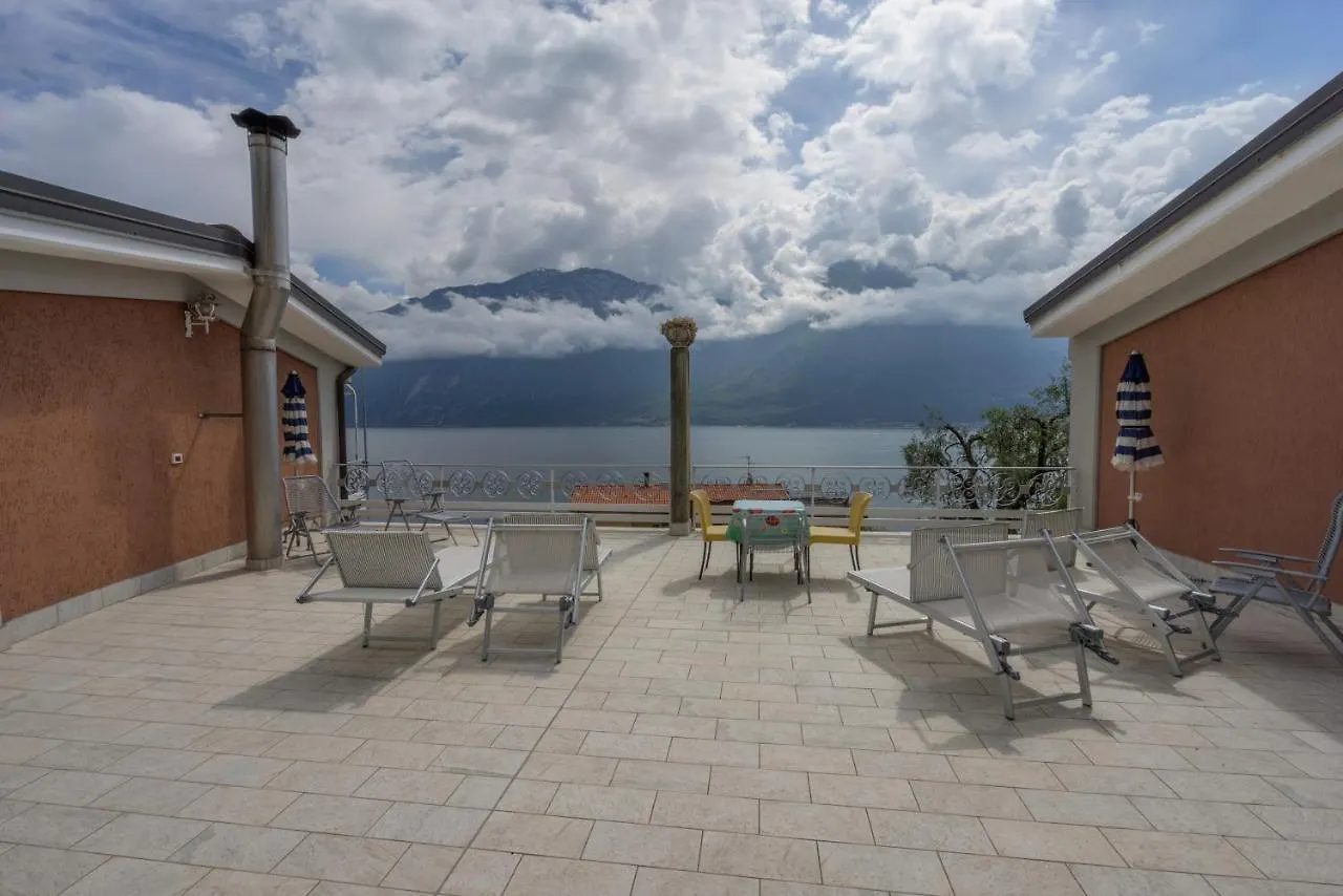 Hotel Riviera Panoramic Green Resort Limone sul Garda 3*,