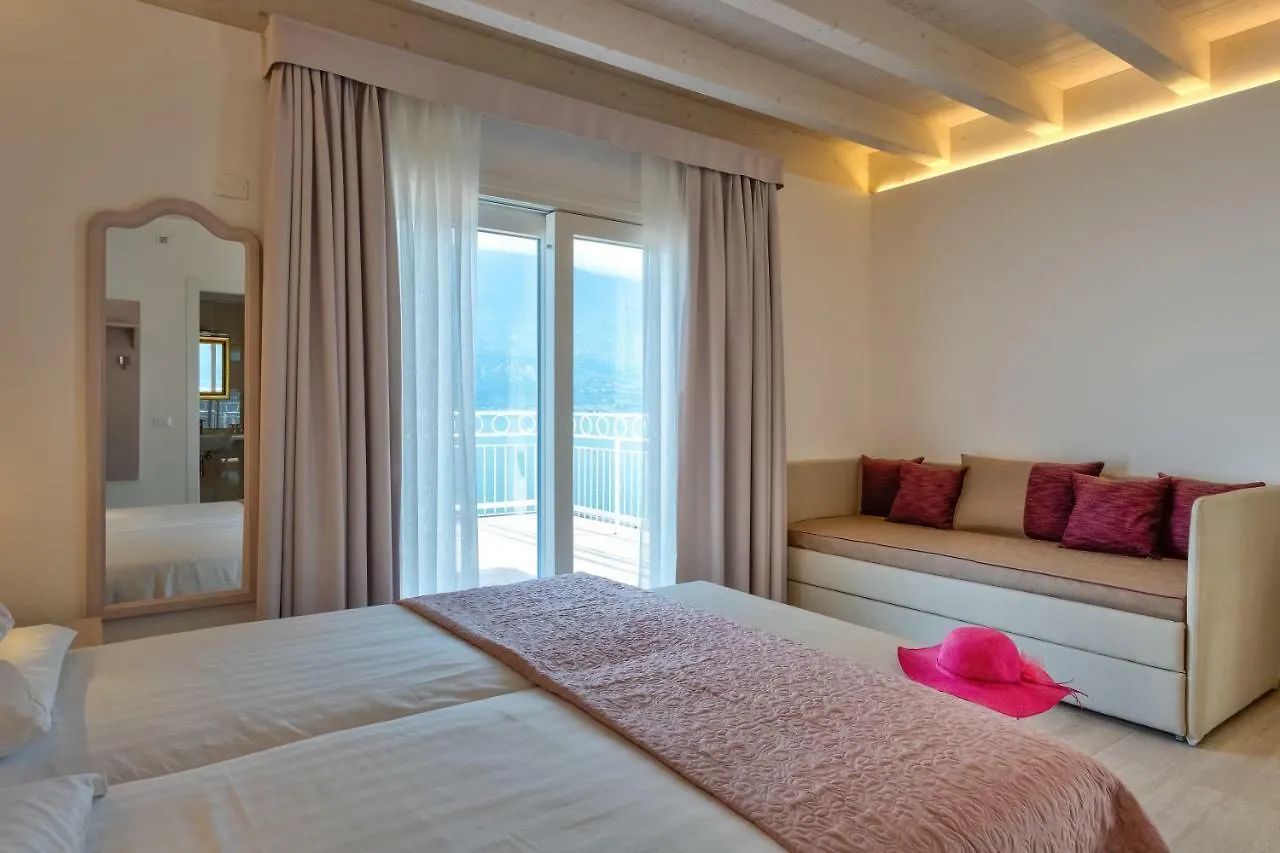 ***  Hotel Riviera Panoramic Green Resort Limone sul Garda Włochy