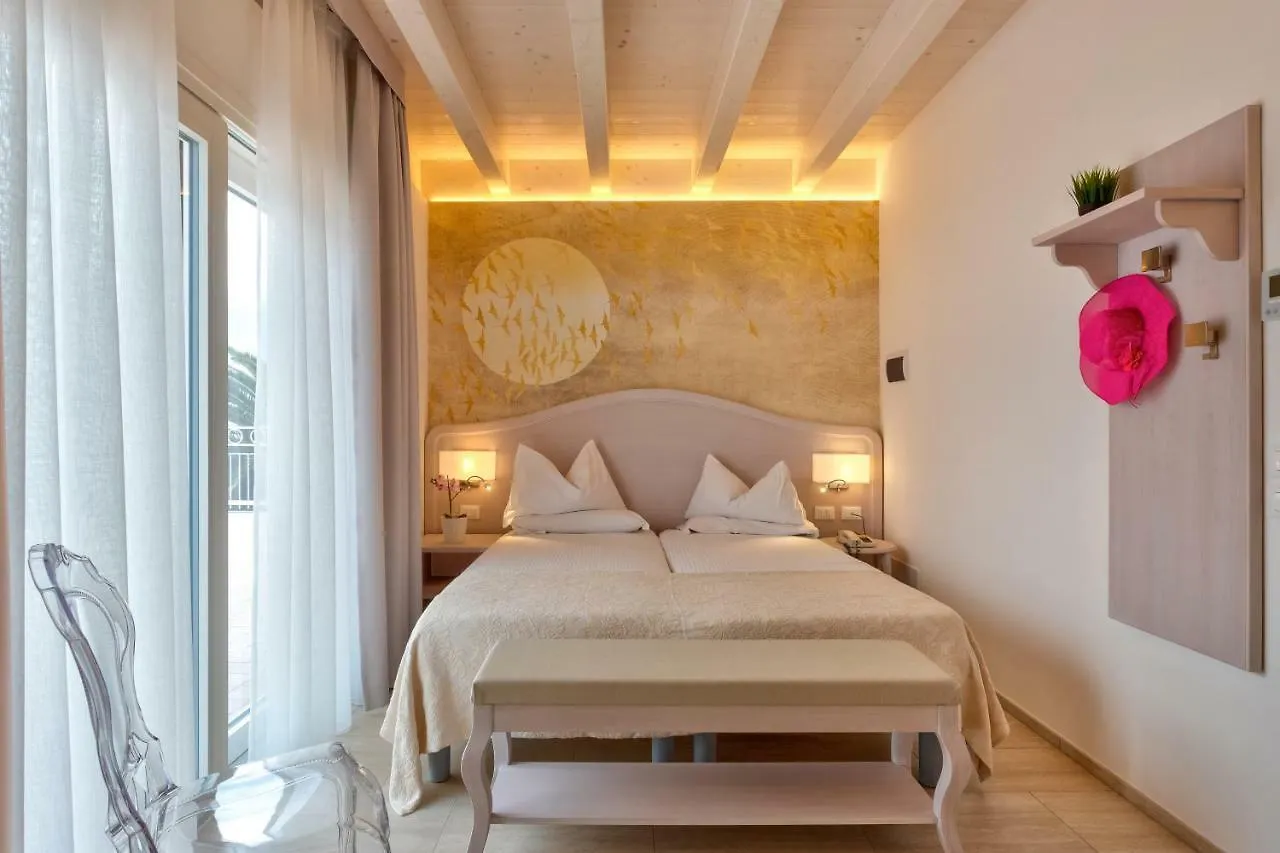 ***  Hotel Riviera Panoramic Green Resort Limone sul Garda Włochy