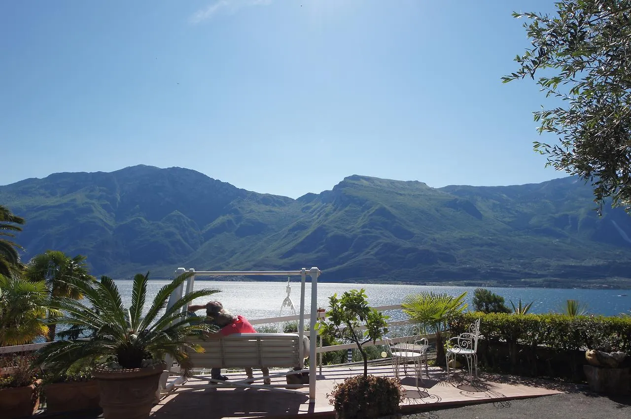 Hotel Riviera Panoramic Green Resort location