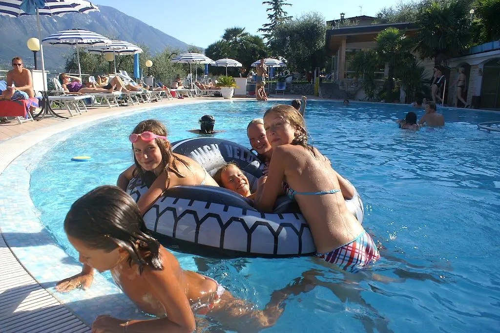 Hotel Riviera Panoramic Green Resort Limone sul Garda